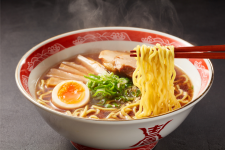 Shoyu Ramen – Kräftige Brühe mit zartem...