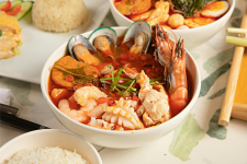 Erfrischende Tom Yum Suppe – Scharf‑Sauer aus...