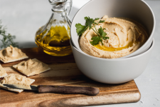 Hummus – Kichererbsenpüree mit Tahin
Ein...